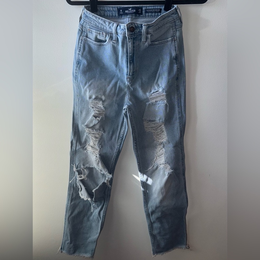 HOLLISTER MOM JEANS